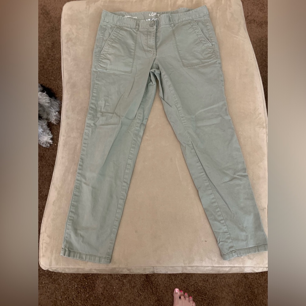 Loft | THE SLIM Chino Pant size 6 petite